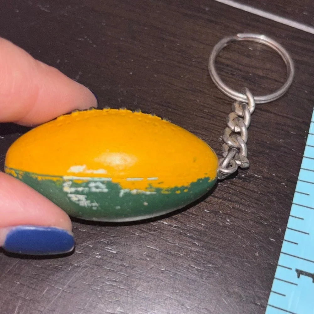 Green and Yellow Plastic Football Keychain |‎ Vintage | Sports Key Ring